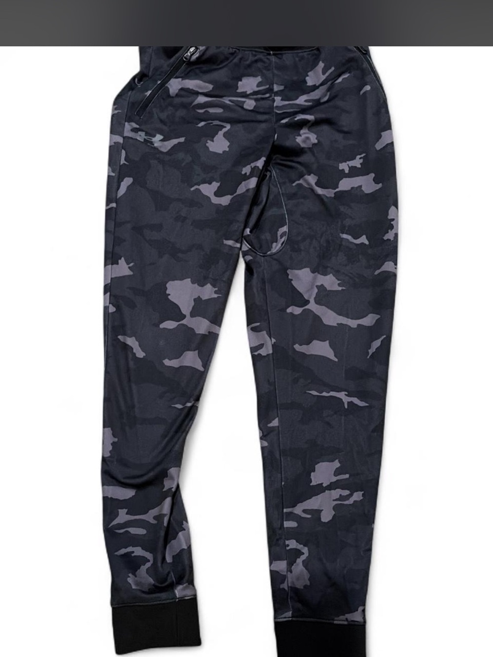 Under Armour Boys Black & Gray Camo Joggers